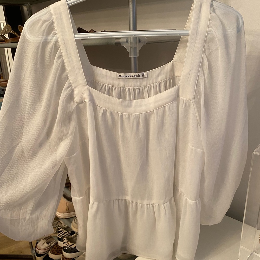 Abercrombie & Fitch top